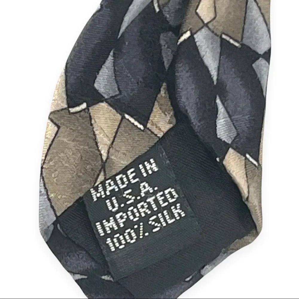 Geoffrey Beene 100% Imported Silk Tie Black and Beige Design